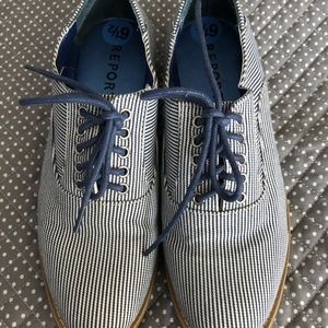 Blue/white stripe fabric oxfords